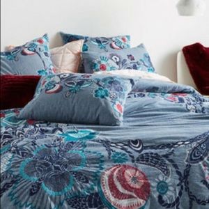 Embroidered anthropology Queen duvet cover